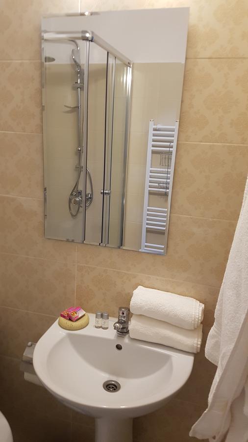 Casuta Din Padure Bed & Breakfast Dragus Exterior photo